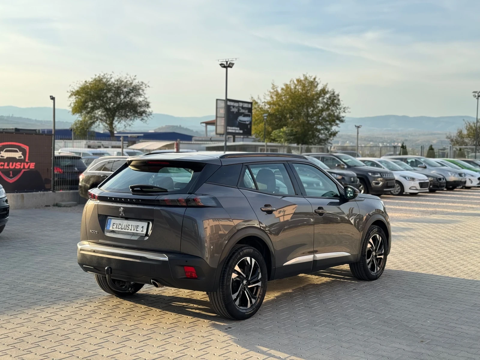 Peugeot 2008 1.5BlueHDI TOP NOV SERVIZ - изображение 5