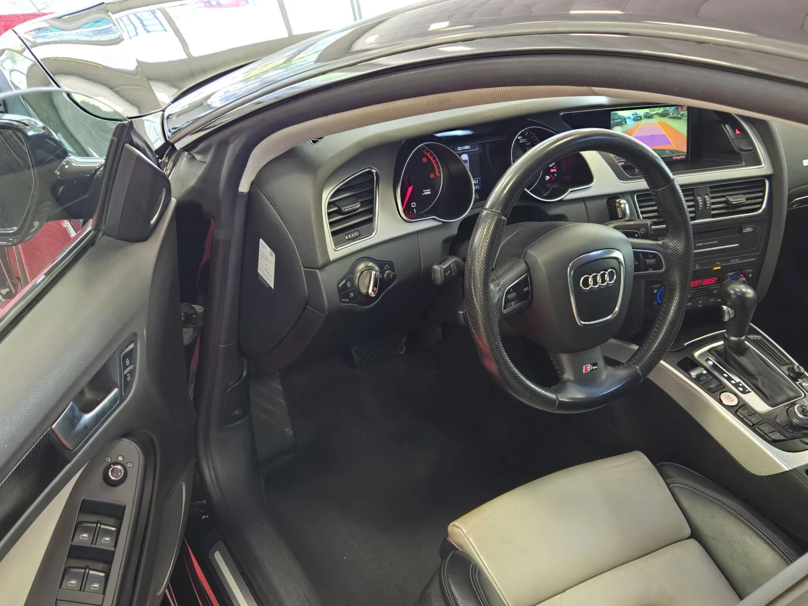Audi A5 Sportback / 3.0TDI V6 / Automatic / Quattro - изображение 9