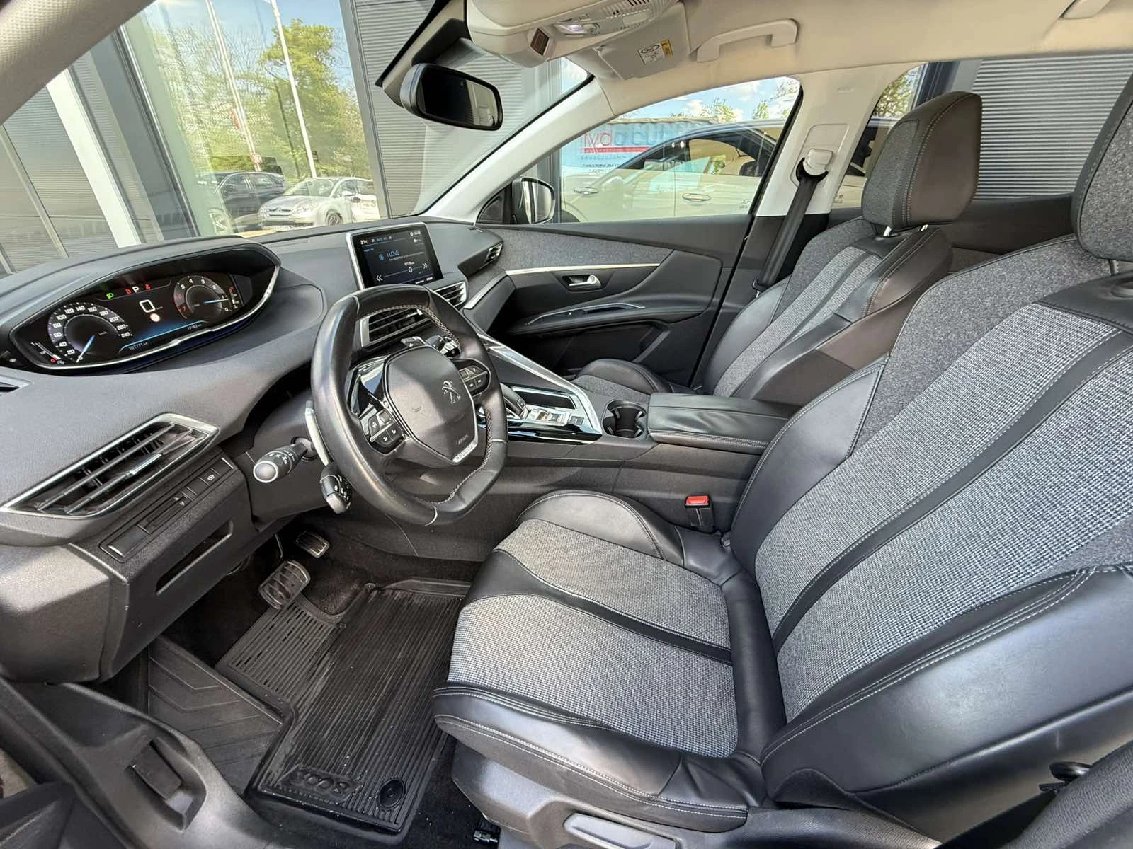 Peugeot 3008 ALLURE 1.6 e-THP 165 EAT6 - изображение 9
