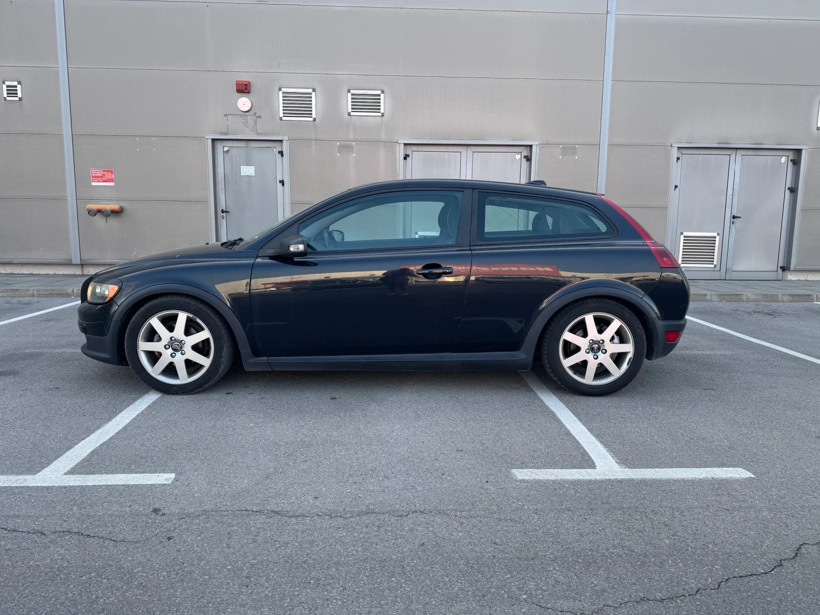 Volvo C30 2.0TDI 136kc 2009г  - изображение 8