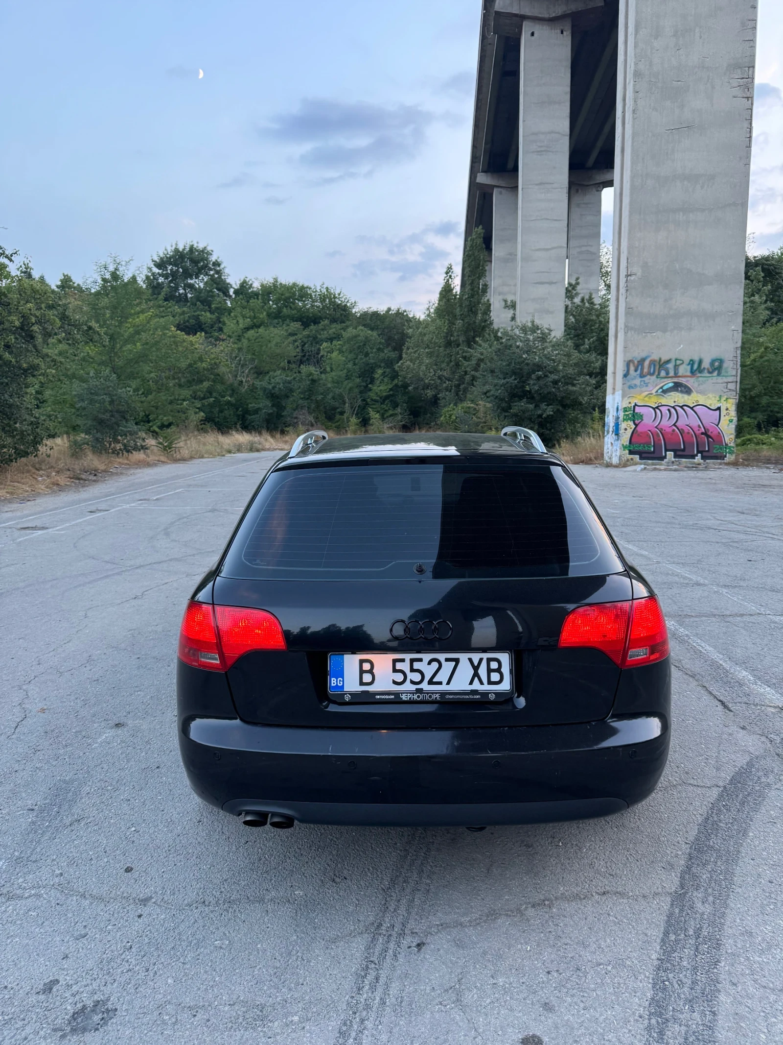 Audi A4 2.0 TDI Обслужена | Алкантара | 2 Комплекта джанти - изображение 3