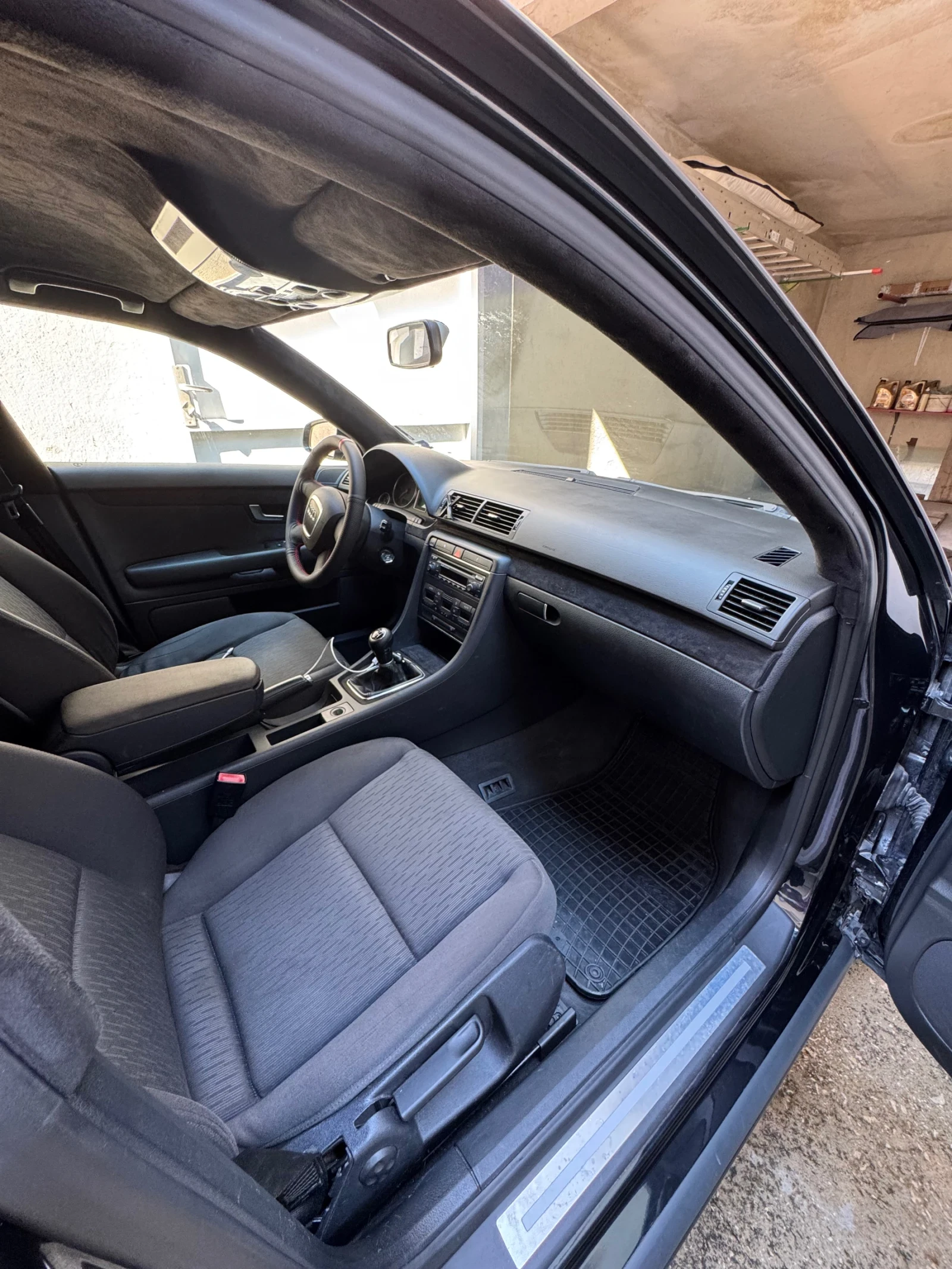 Audi A4 2.0 TDI Обслужена | Алкантара | 2 Комплекта джанти - изображение 8