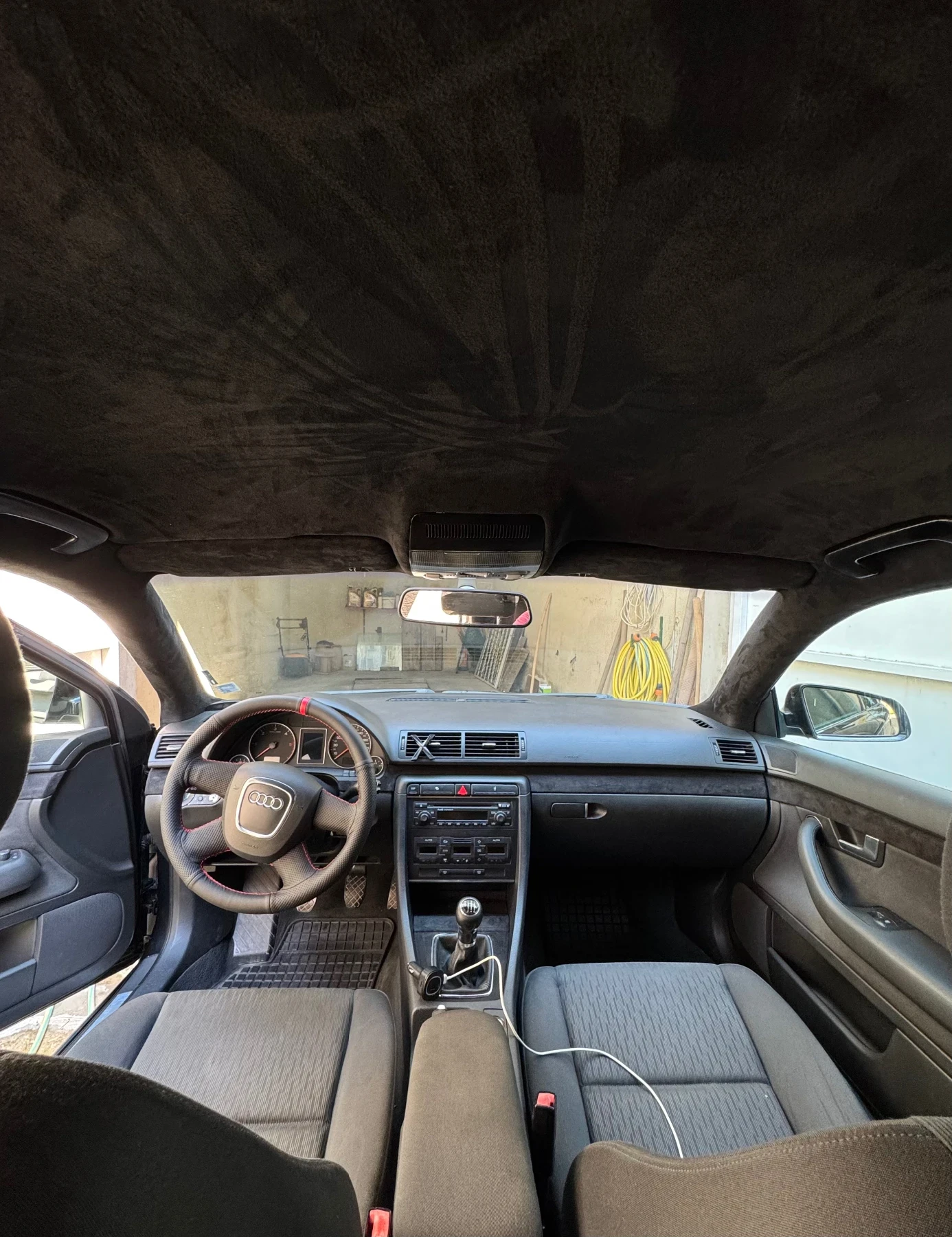 Audi A4 2.0 TDI Обслужена | Алкантара | 2 Комплекта джанти - изображение 10