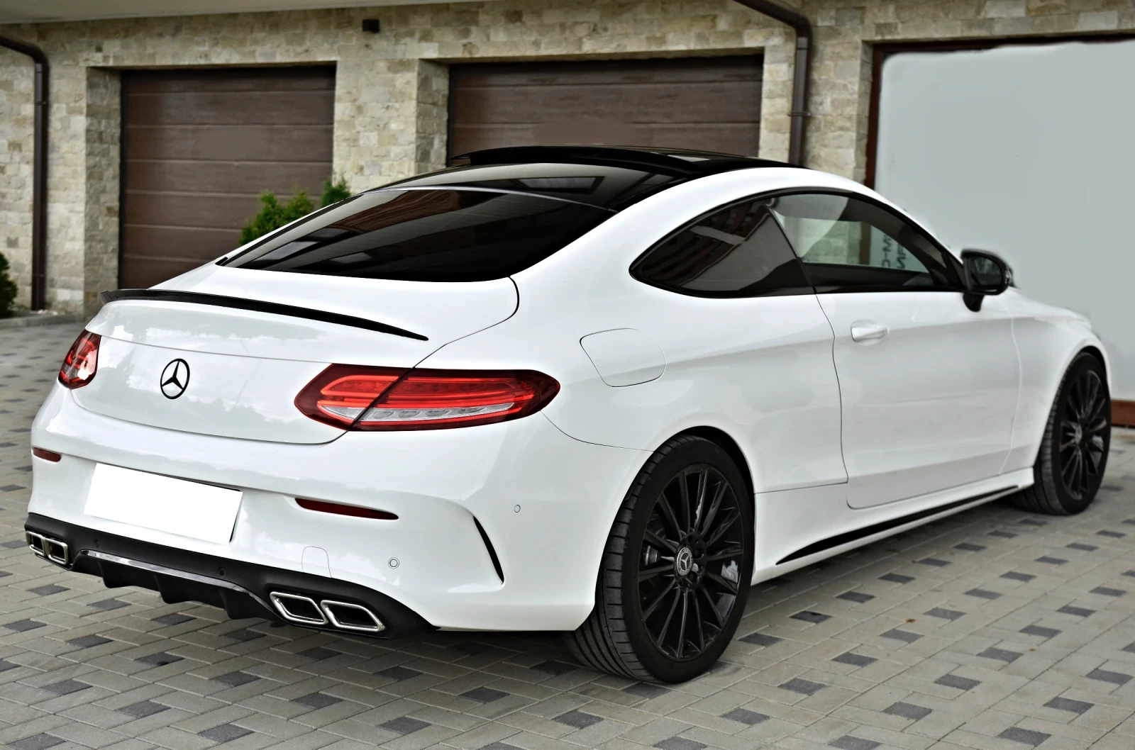Mercedes-Benz C 220 AMG* 9G-tronic* Panorama* ILS - изображение 6