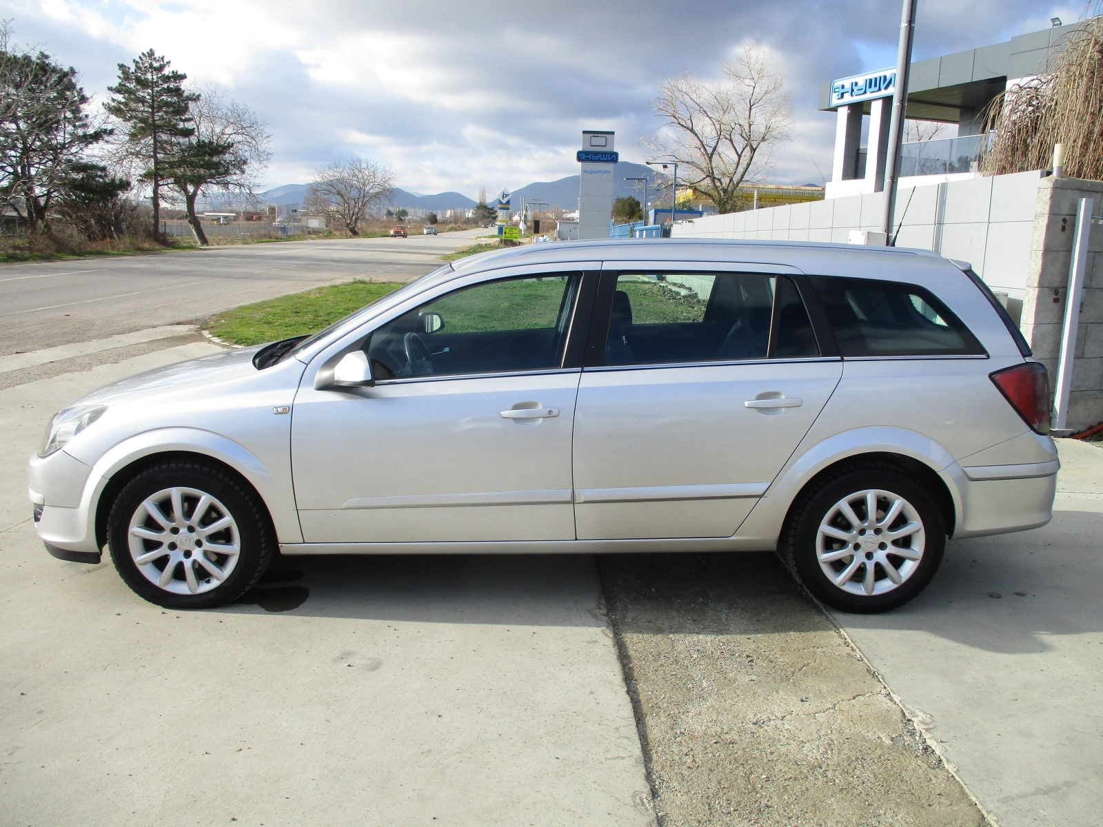 Opel Astra 1.7/ДИЗЕЛ/101кс./6-СКОРОСТИ/КАТО НОВА - изображение 7