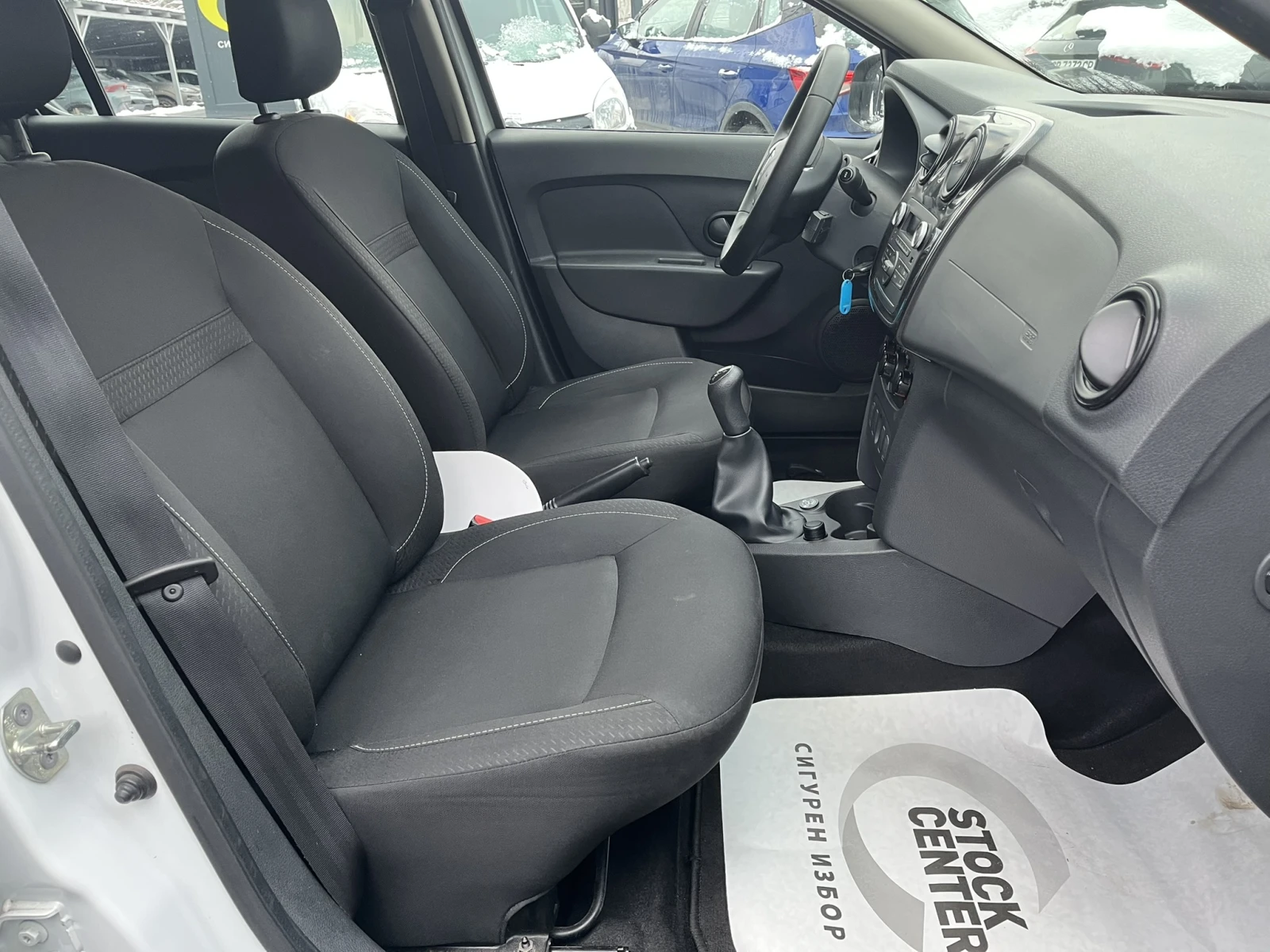 Dacia Sandero TCE 100 k.c + ��� | Mobile.bg � ����������� 11