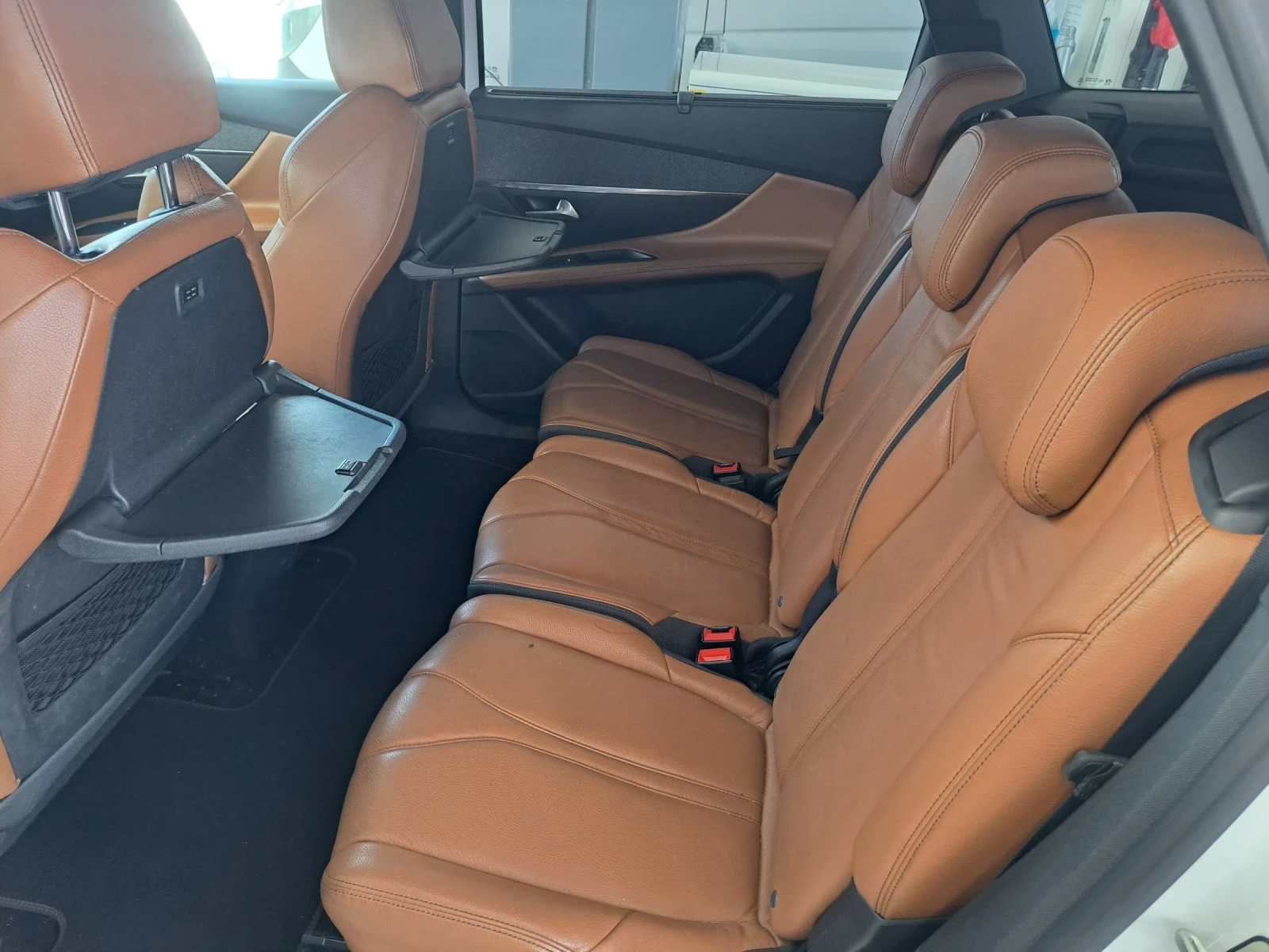 Peugeot 5008 Кожа панорама, снимка 8 - Автомобили и джипове - 54031748