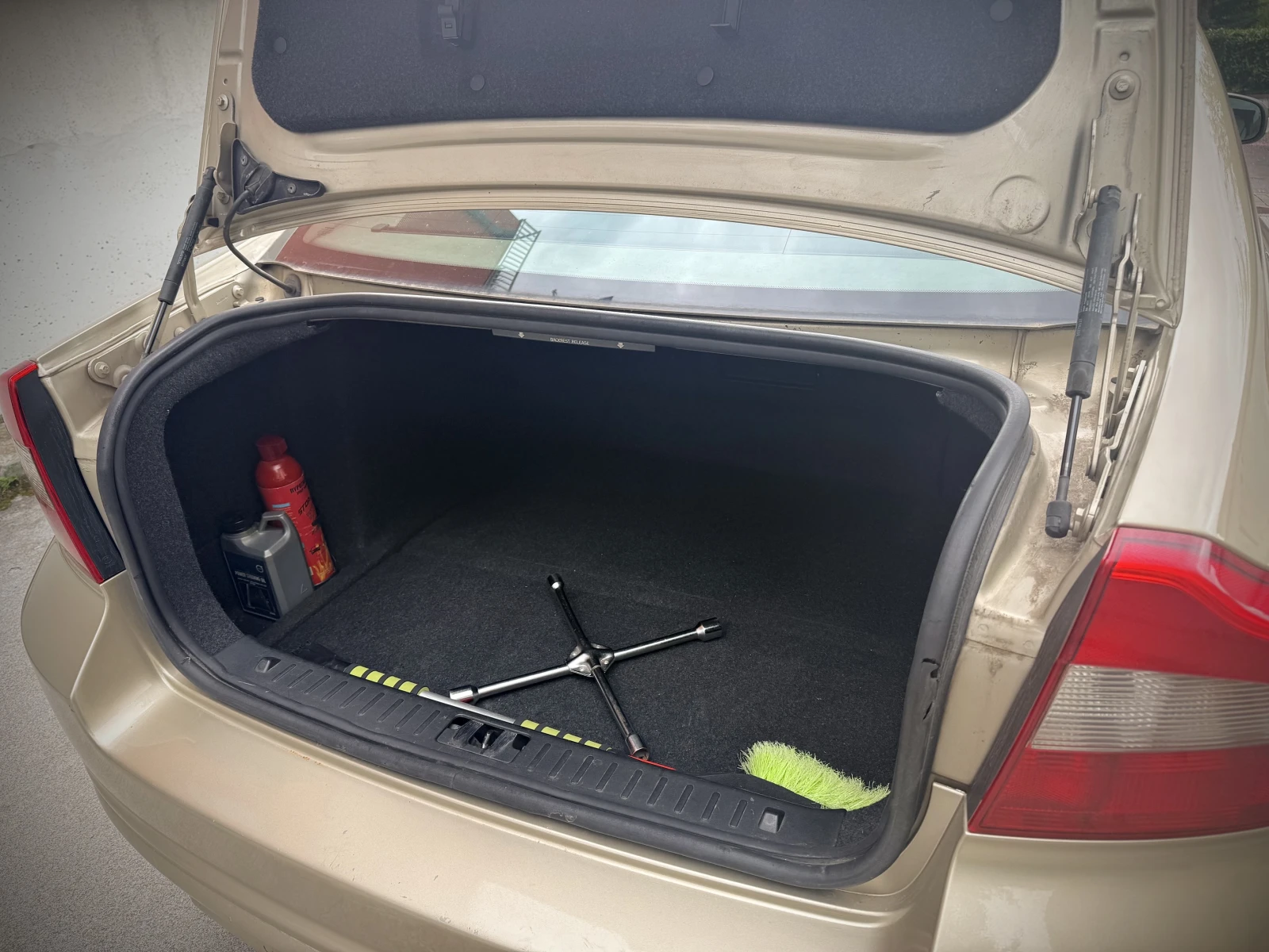 Volvo S80 Summum, снимка 10 - Автомобили и джипове - 54452303