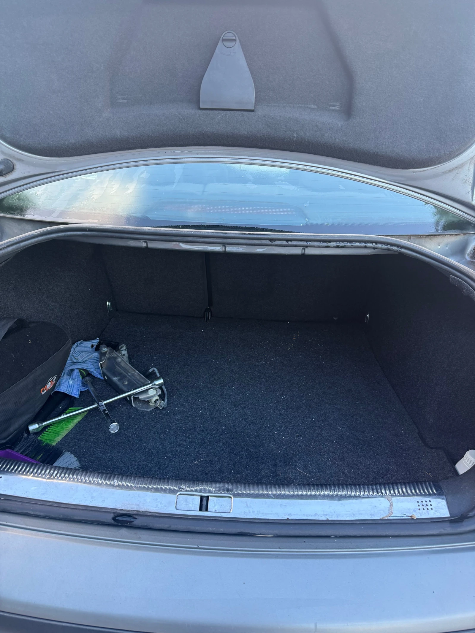 VW Passat 1.9 tdi, снимка 10 - Автомобили и джипове - 54839084