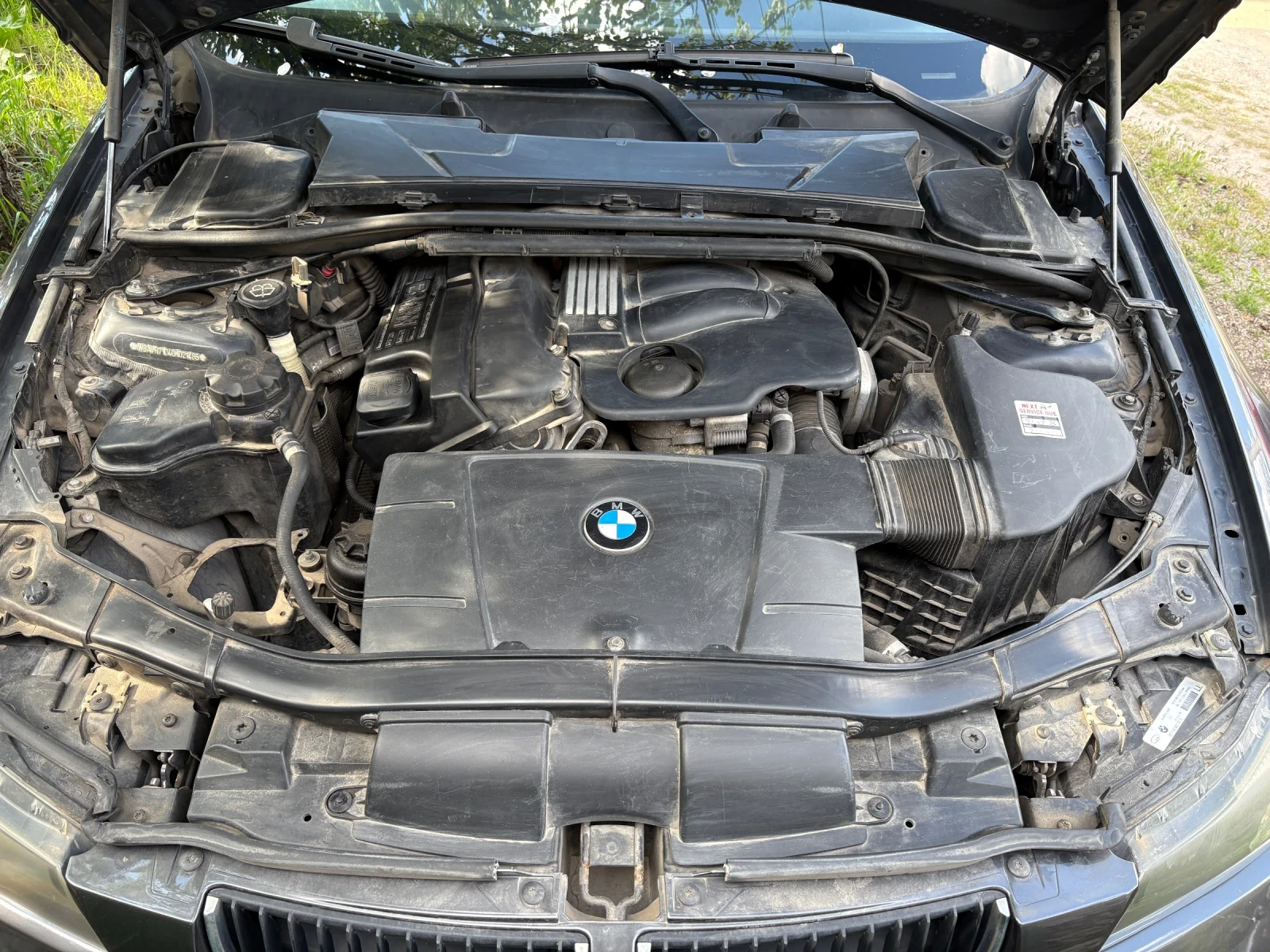 BMW 320 2.0, снимка 11 - Автомобили и джипове - 54896301