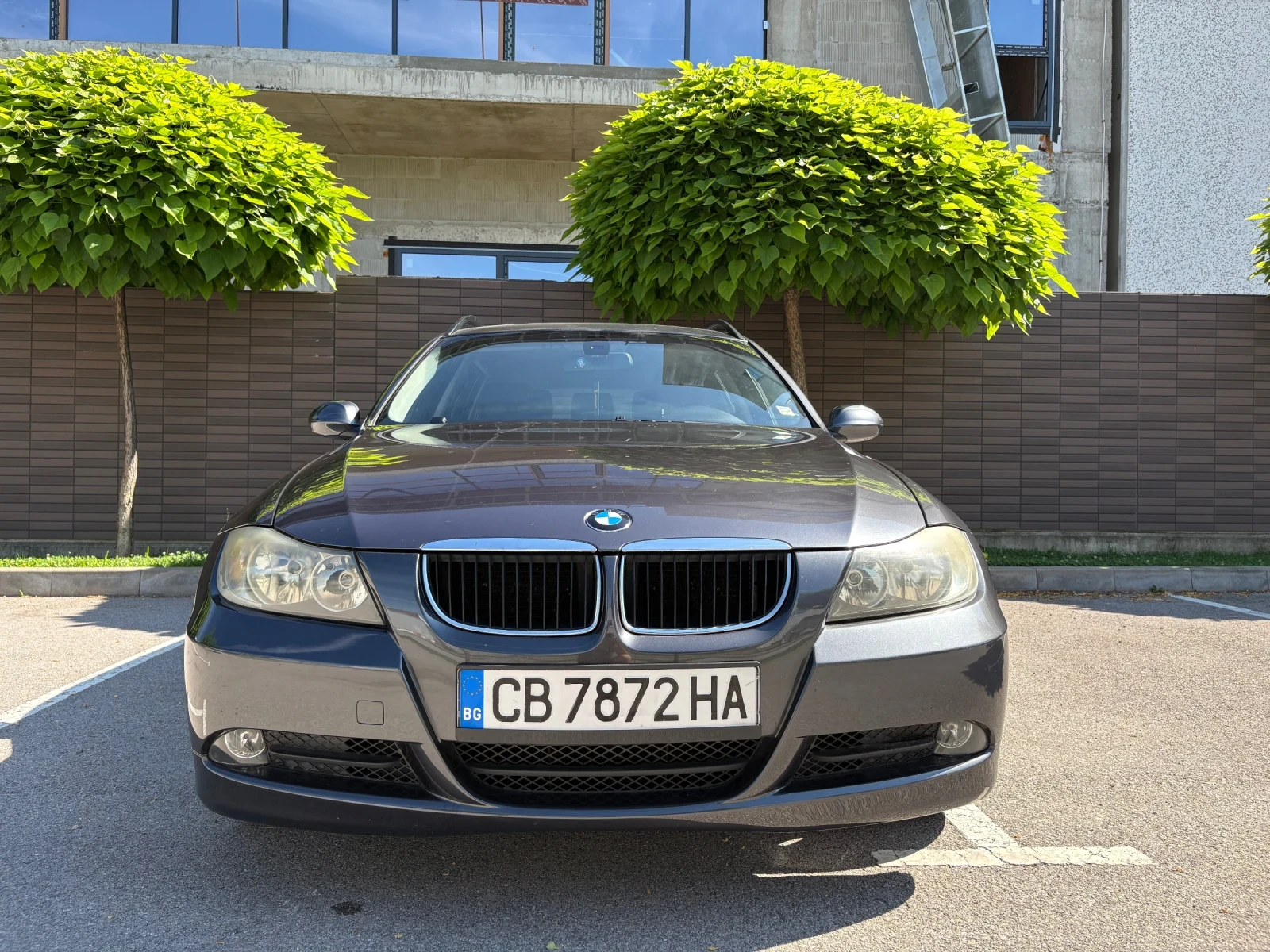 BMW 320 2.0, снимка 2 - Автомобили и джипове - 54896301
