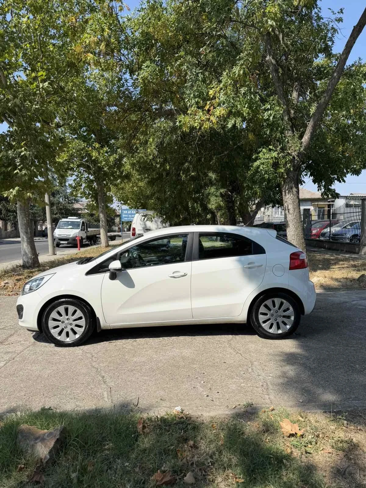 Kia Rio, снимка 9 - Автомобили и джипове - 55817671
