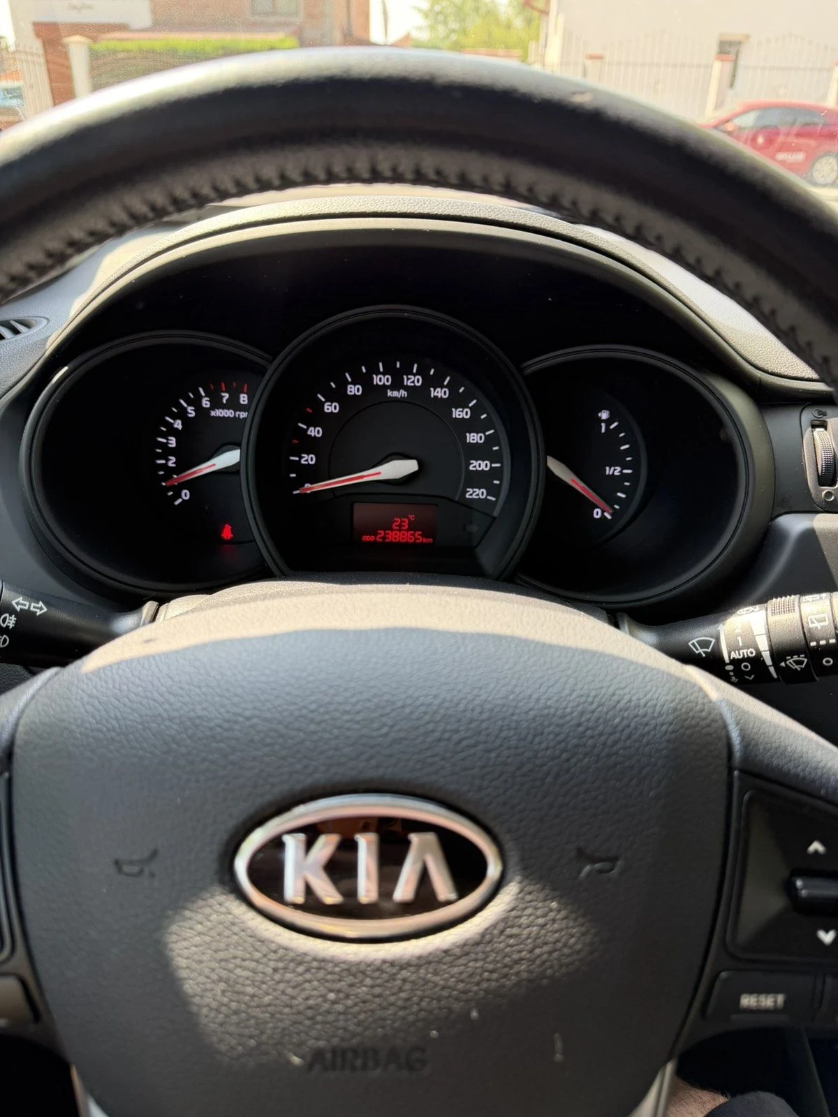 Kia Rio, снимка 14 - Автомобили и джипове - 55817671