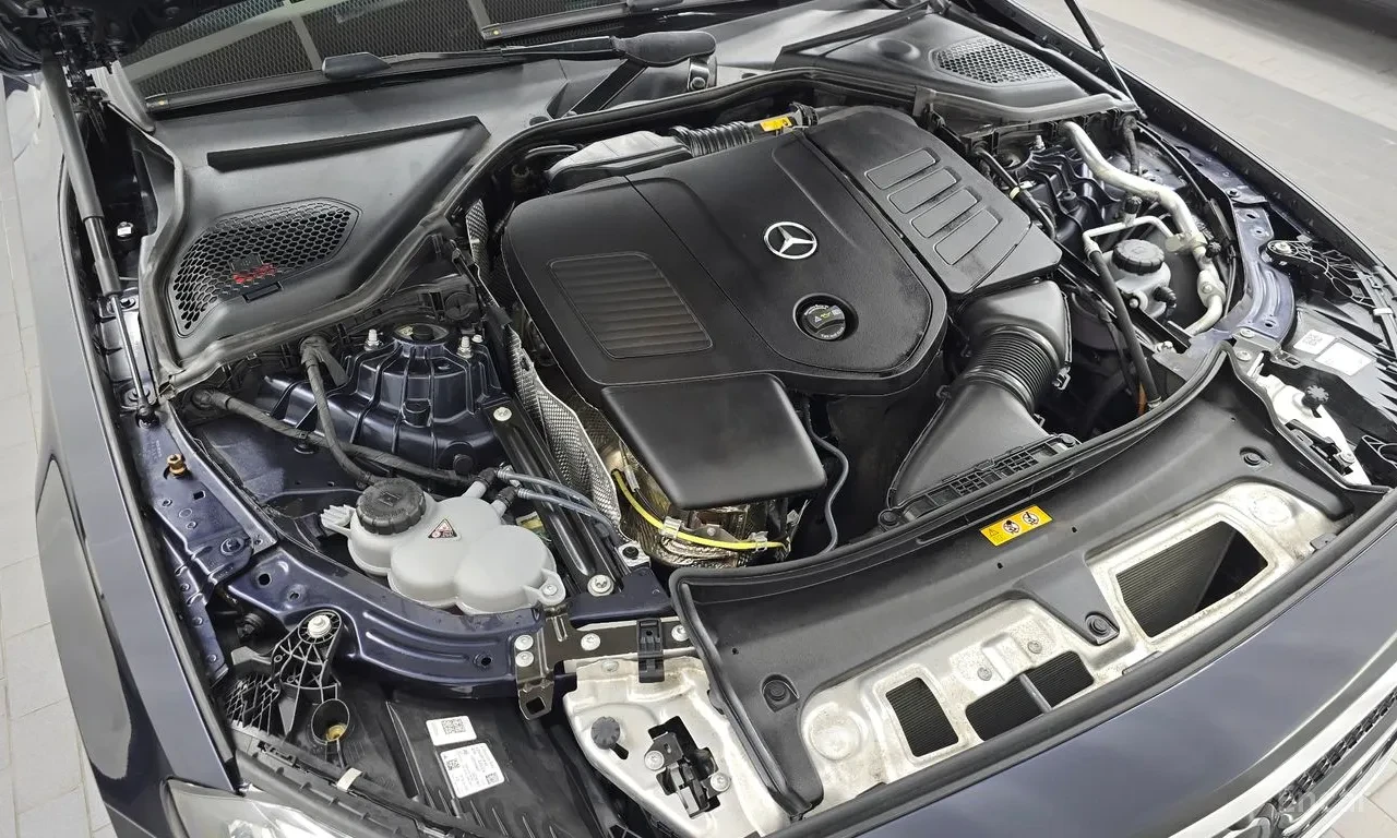 Mercedes-Benz E 200 Avantgarde, снимка 8 - Автомобили и джипове - 56082305