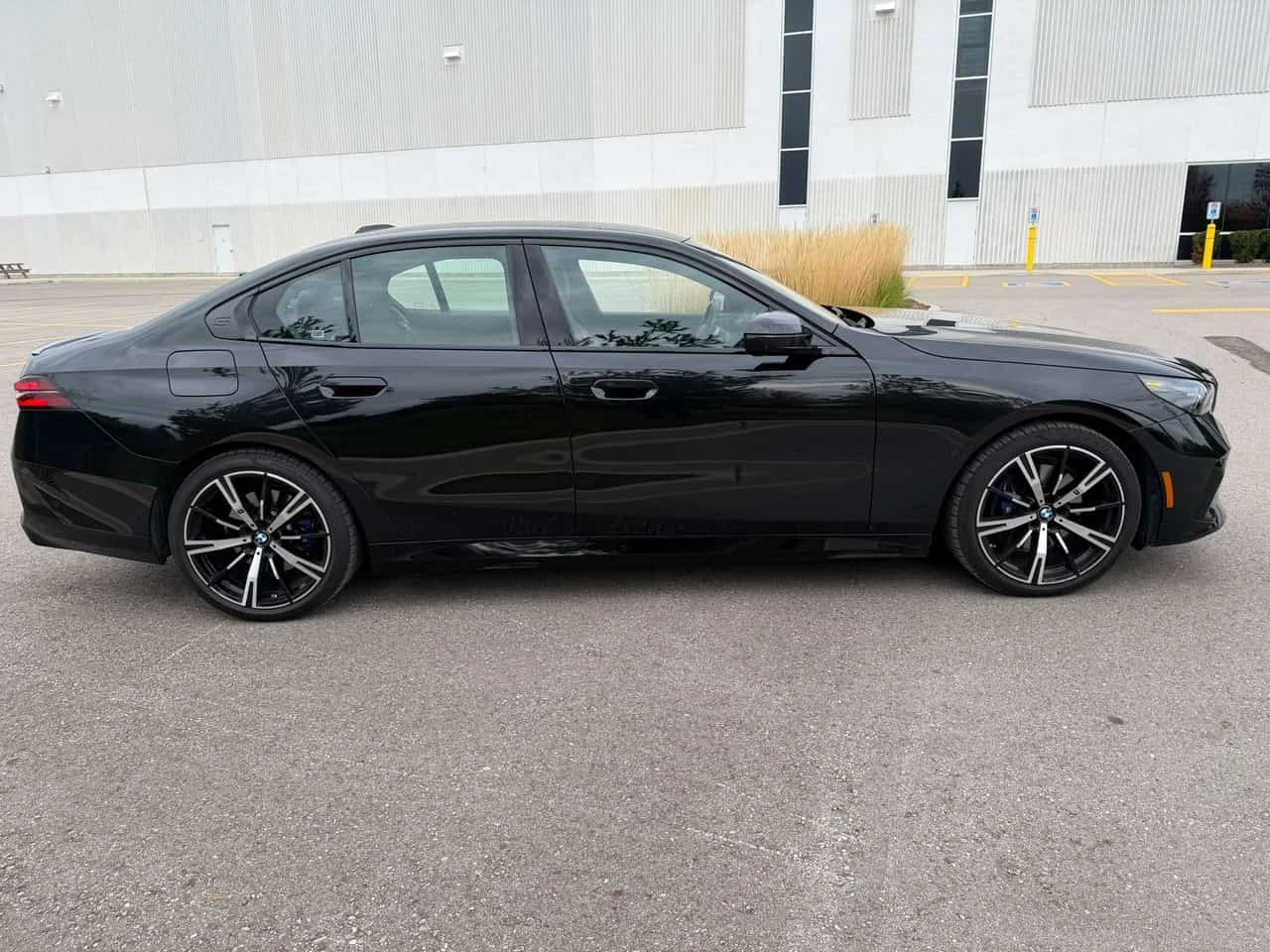 BMW 530 * 530i xDrive * CARFAX * ���� �� �� | Mobile.bg � ����������� 3