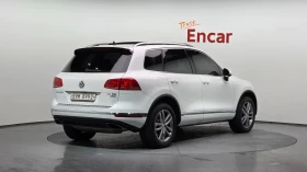 VW Touareg V6 3.0TDI* КОЖА* ПОДГРЕВ, снимка 2