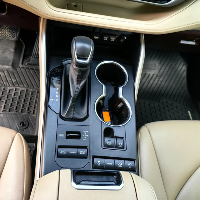 Toyota Highlander 4х4, снимка 11 - Автомобили и джипове - 50646531