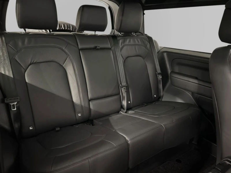 Land Rover Defender 90 D300 X-DYNAMIC, снимка 17 - Автомобили и джипове - 51508837