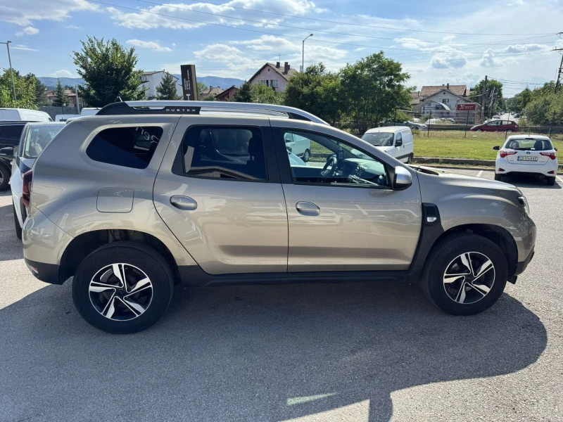 Dacia Duster 1.0Tce, снимка 7 - Автомобили и джипове - 51189850