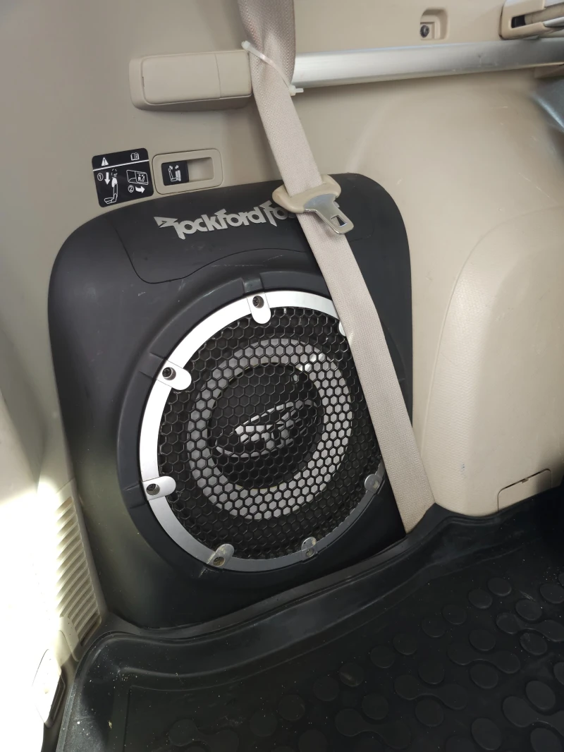 Mitsubishi Outlander 2.2HDI, снимка 14 - Автомобили и джипове - 52856887