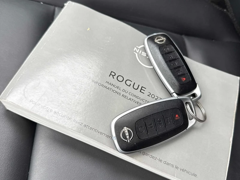 Nissan Rogue * AWD SV Midnight Edition * CARFAX * БЕЗ ПЪРВОНАЧА, снимка 14 - Автомобили и джипове - 52869199