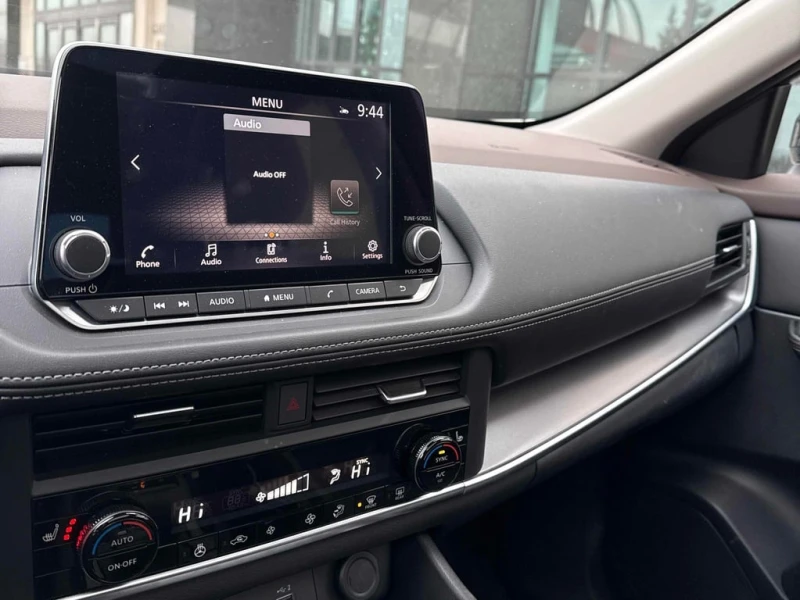 Nissan Rogue * AWD SV Midnight Edition * CARFAX * БЕЗ ПЪРВОНАЧА, снимка 13 - Автомобили и джипове - 52869199