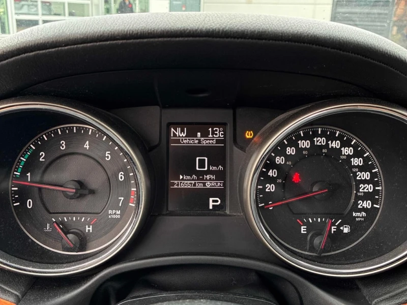 Jeep Grand cherokee * Overland * CARFAX * ЦЕНА ДО БЪЛГАРИЯ, снимка 8 - Автомобили и джипове - 53047701