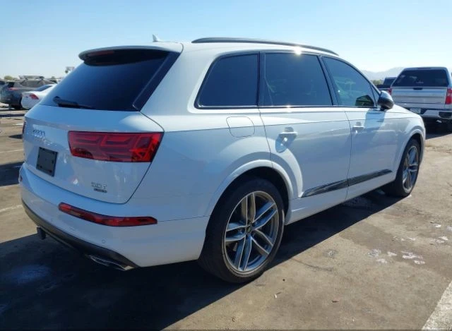 Audi Q7 PREMIUM, снимка 3 - Автомобили и джипове - 48788801