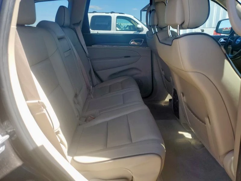 Jeep Wrangler 3.6L 6 Rear-wheel drive - изображение 3