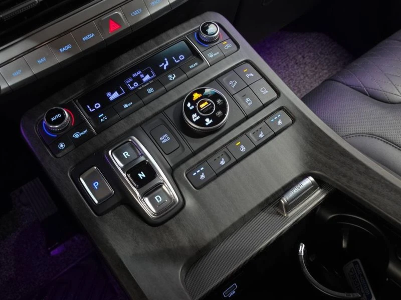 Hyundai Palisade Diesel 2.2 4WD| 199к.с.| ВКЛ.ТЕХНОТЕСТ, снимка 9 - Автомобили и джипове - 55615058