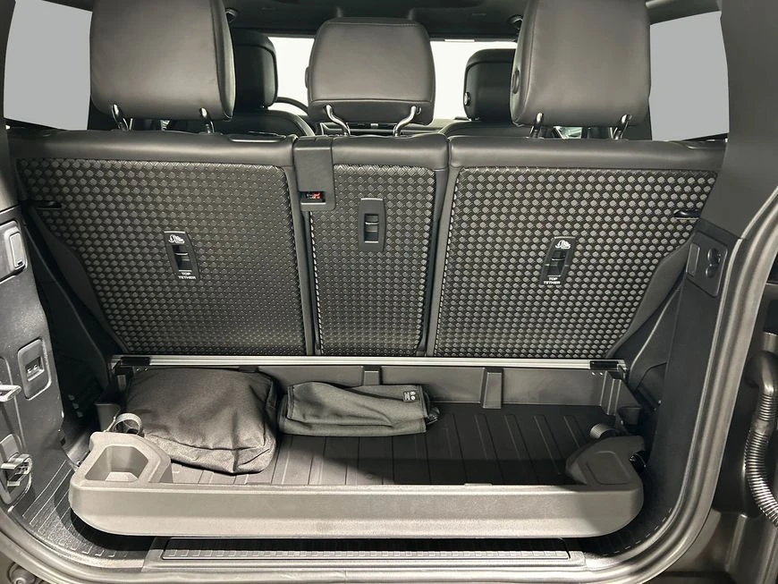 Land Rover Defender 90 D300 X-DYNAMIC | Mobile.bg   16