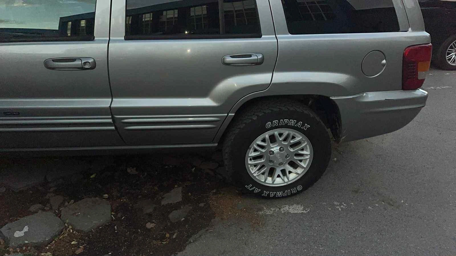Jeep Cherokee  - изображение 4