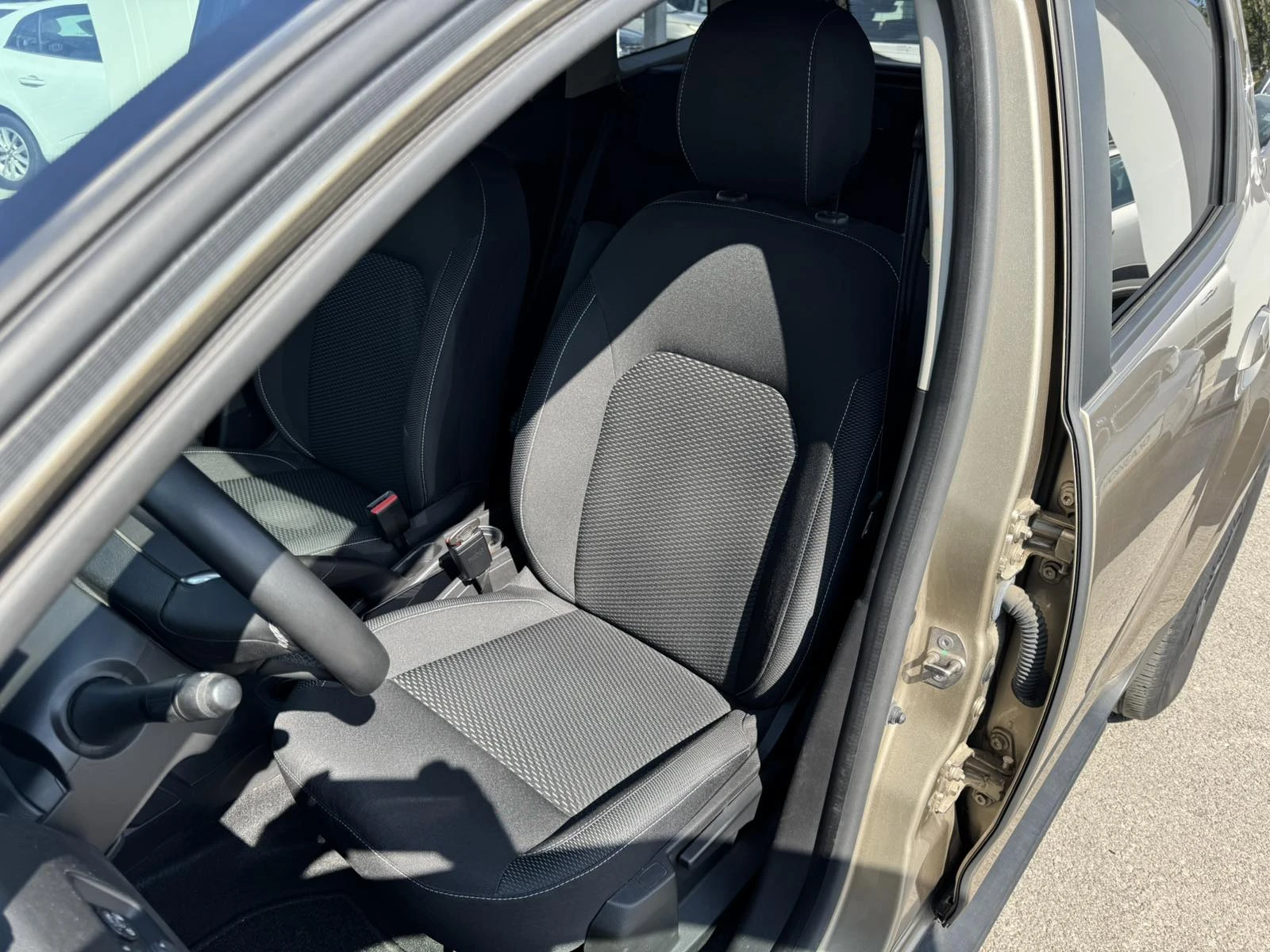 Dacia Duster 1.0Tce | Mobile.bg   13