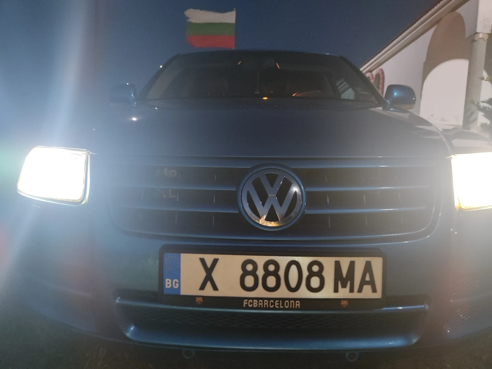 VW Touareg 2.5 - изображение 4