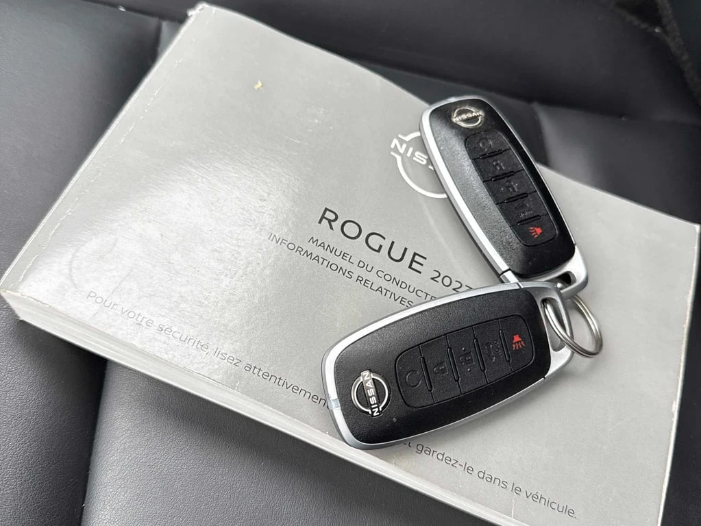 Nissan Rogue * AWD SV Midnight Edition * CARFAX * ��� ��������� | Mobile.bg � ����������� 14