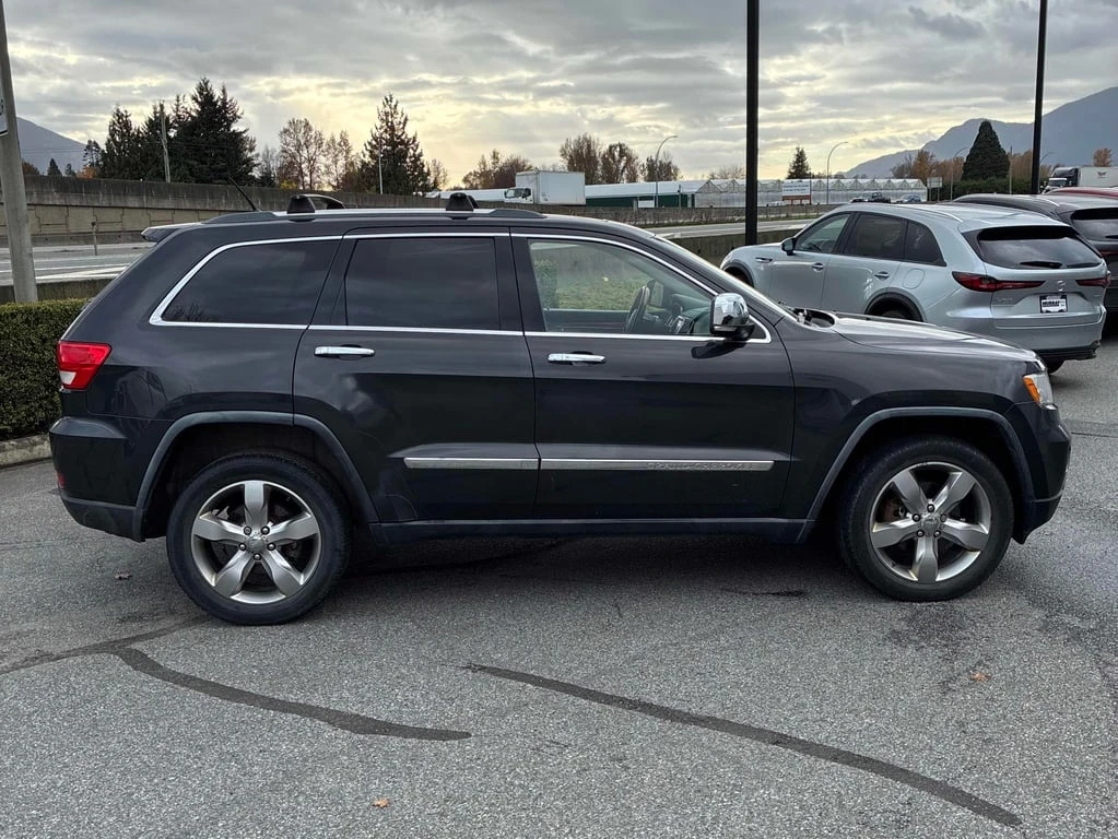 Jeep Grand cherokee * Overland * CARFAX * ЦЕНА ДО БЪЛГАРИЯ - изображение 3