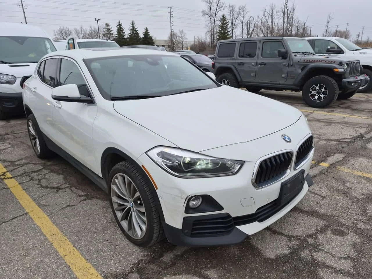 BMW X2 XDRIVE28I| PANO| 2 КЛЮЧА| ПАМЕТ| , снимка 2 - Автомобили и джипове - 54076266
