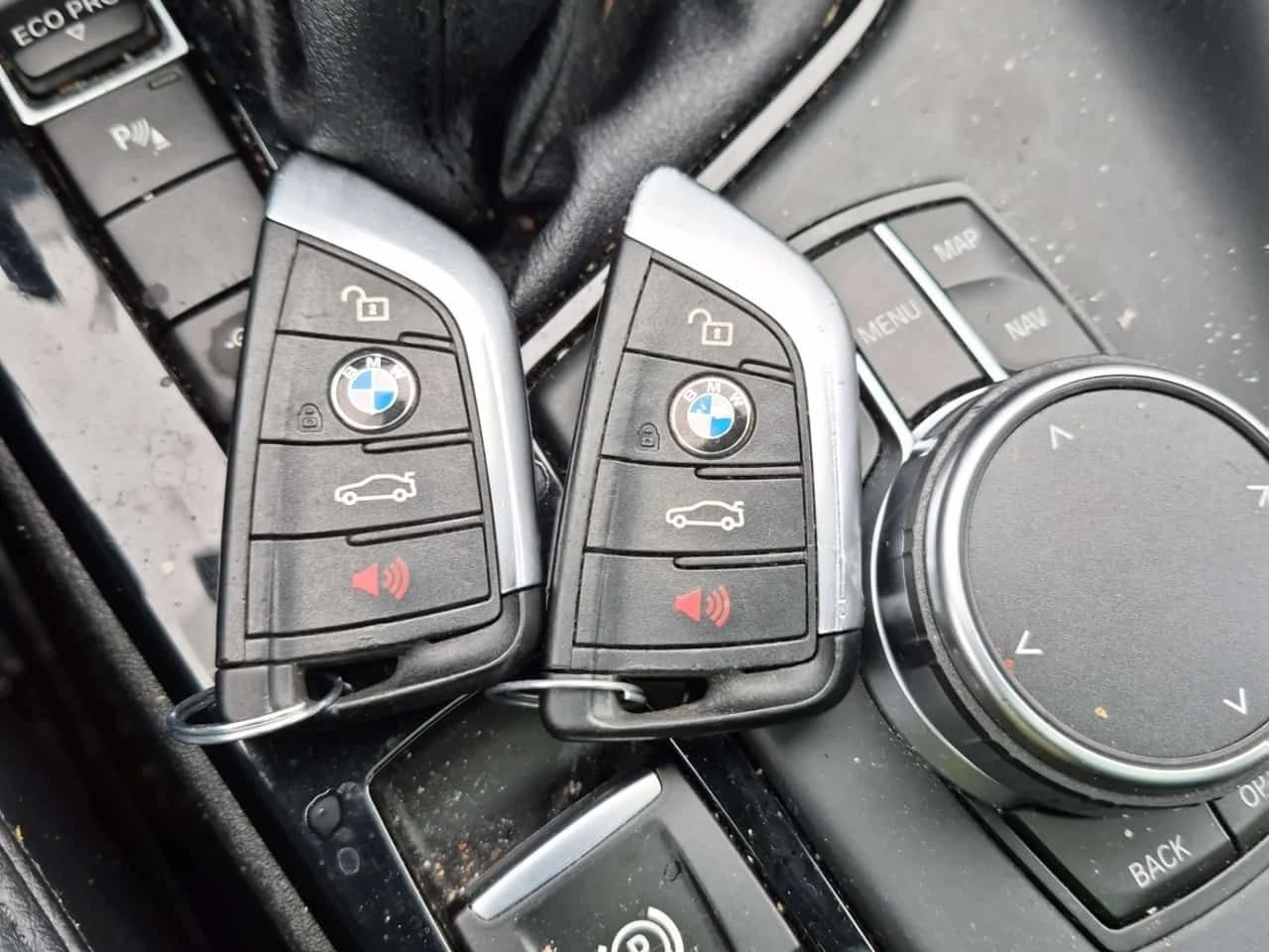 BMW X2 XDRIVE28I| PANO| 2 КЛЮЧА| ПАМЕТ| , снимка 17 - Автомобили и джипове - 54076266