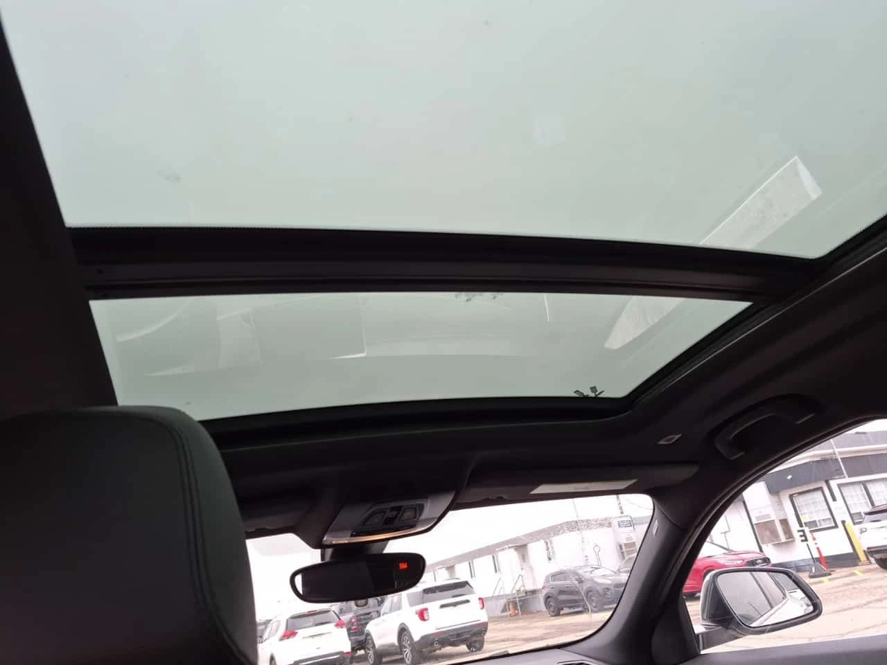 BMW X2 XDRIVE28I| PANO| 2 КЛЮЧА| ПАМЕТ| , снимка 13 - Автомобили и джипове - 54076266