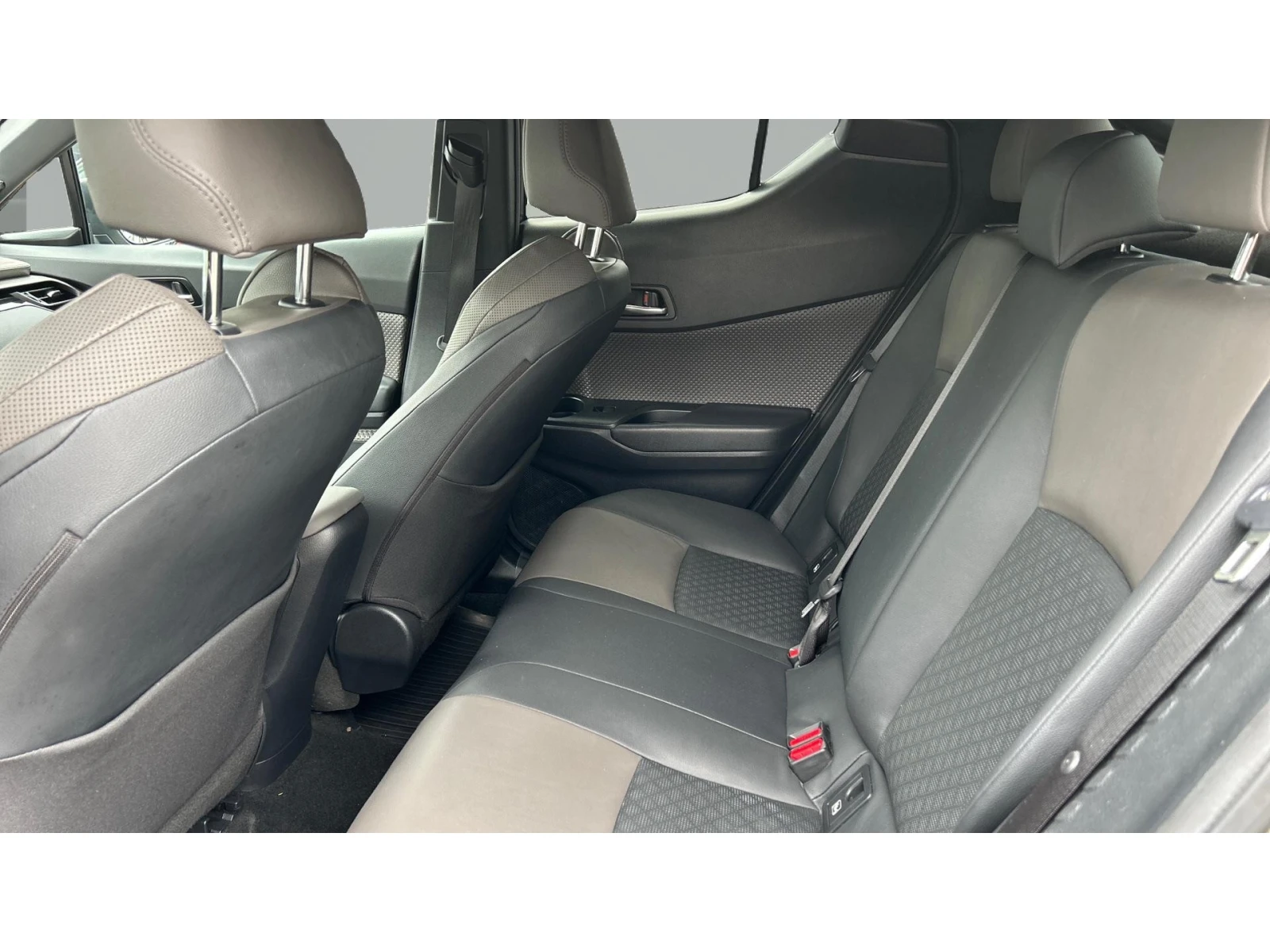Toyota C-HR ������� ������ �� 404   | Mobile.bg � ����������� 11