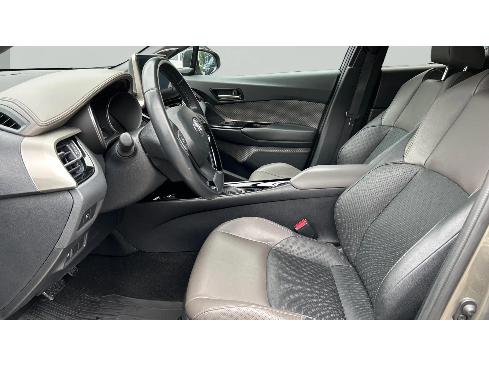 Toyota C-HR ������� ������ �� 404   | Mobile.bg � ����������� 12