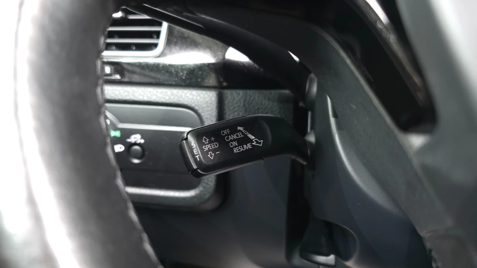 VW Touareg V6 3.0TDI* КОЖА* ПОДГРЕВ, снимка 16 - Автомобили и джипове - 54931895