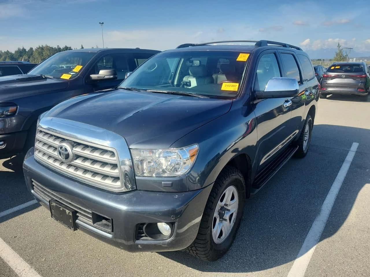 Toyota Sequoia 5.7 V8 * PLATINUM * CARFAX * 