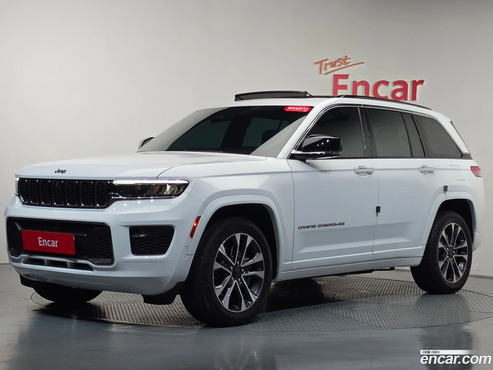 Jeep Cherokee 3.6 Overland* КРАЙНА ЦЕНА ДО BG