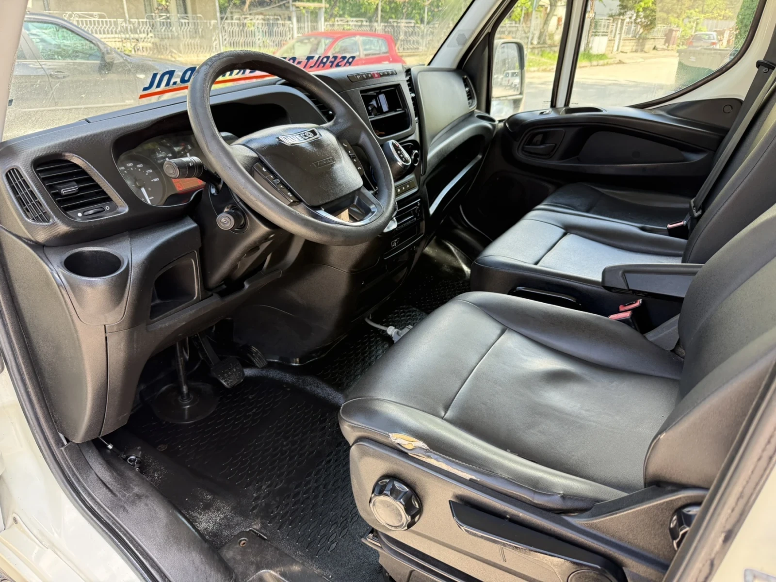 Iveco 35c17, снимка 15 - Бусове и автобуси - 54729483