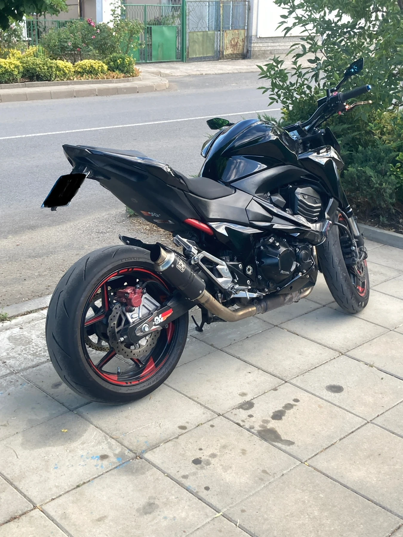 Kawasaki Z 800, снимка 2 - Мотоциклети и мототехника - 55085220