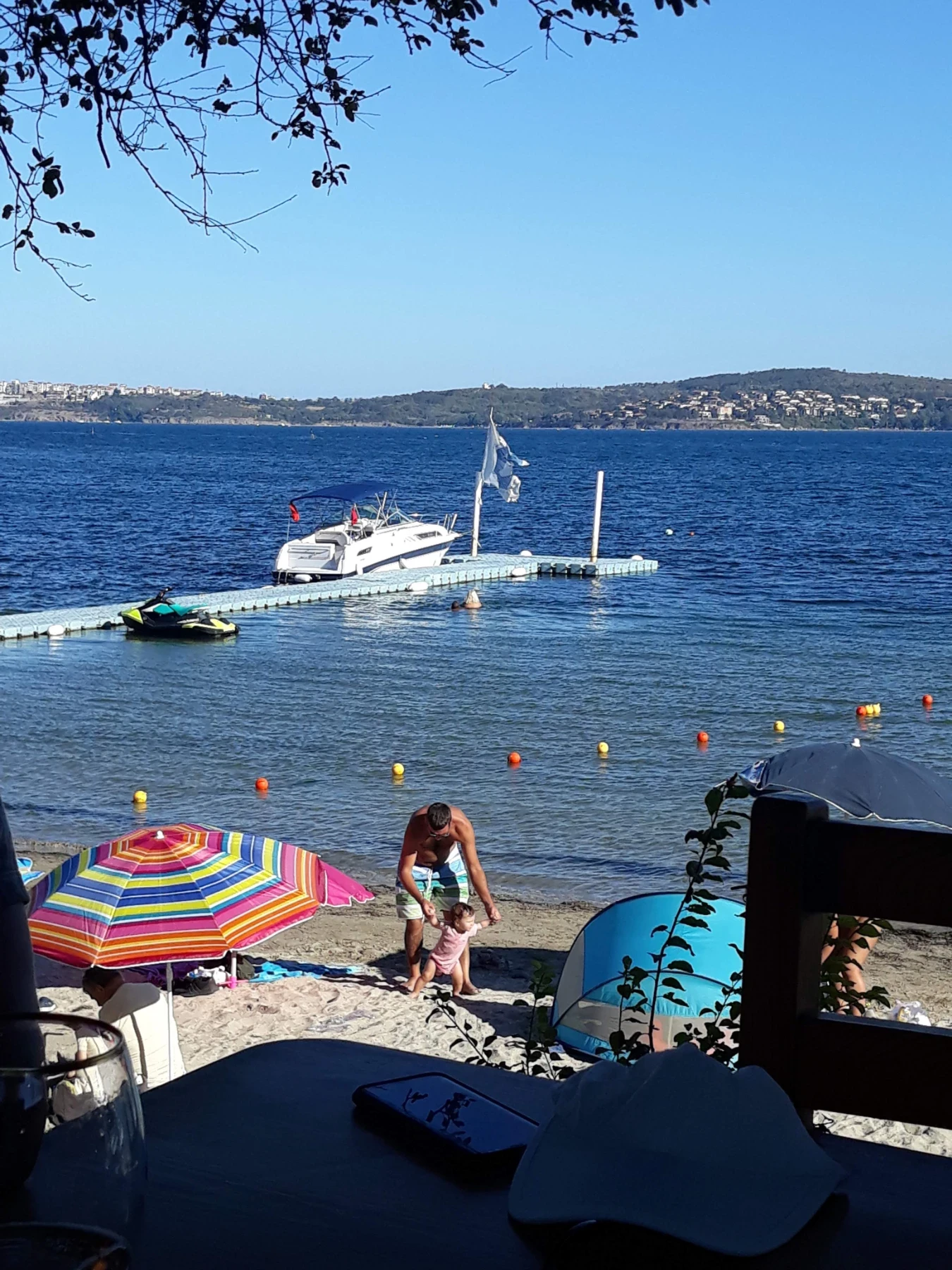 Моторна яхта Chaparral Signature, снимка 12 - Воден транспорт - 54000079