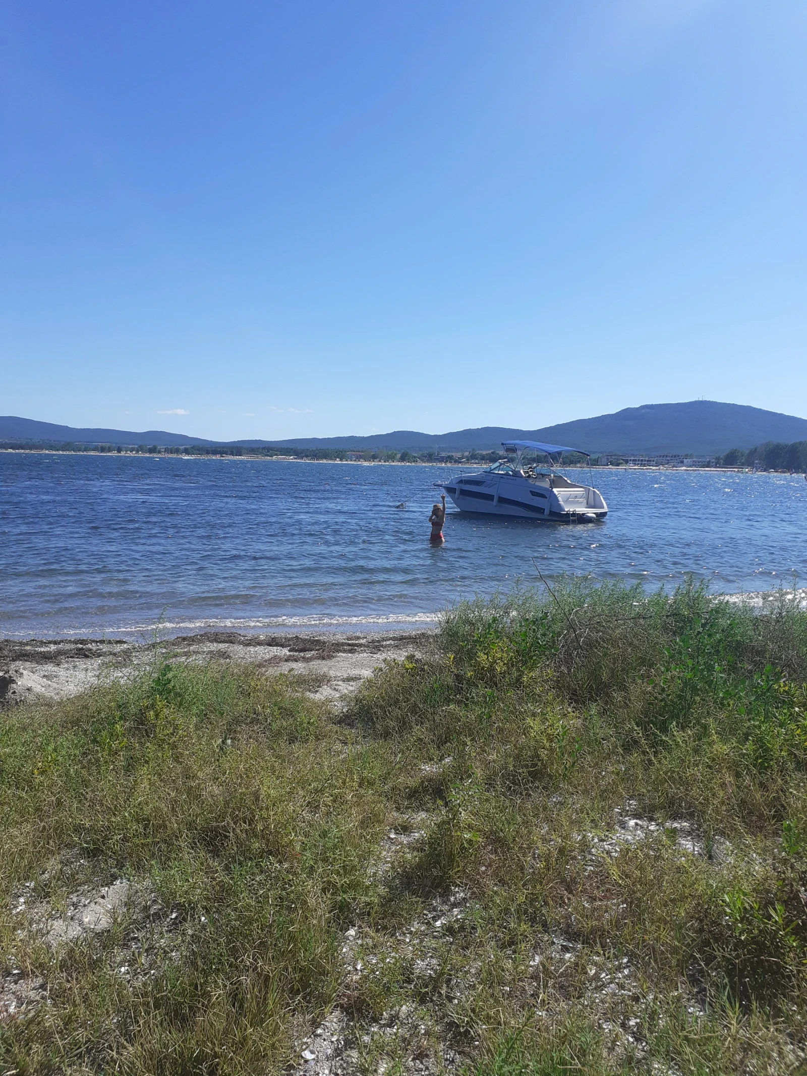 Моторна яхта Chaparral Signature, снимка 6 - Воден транспорт - 54000079