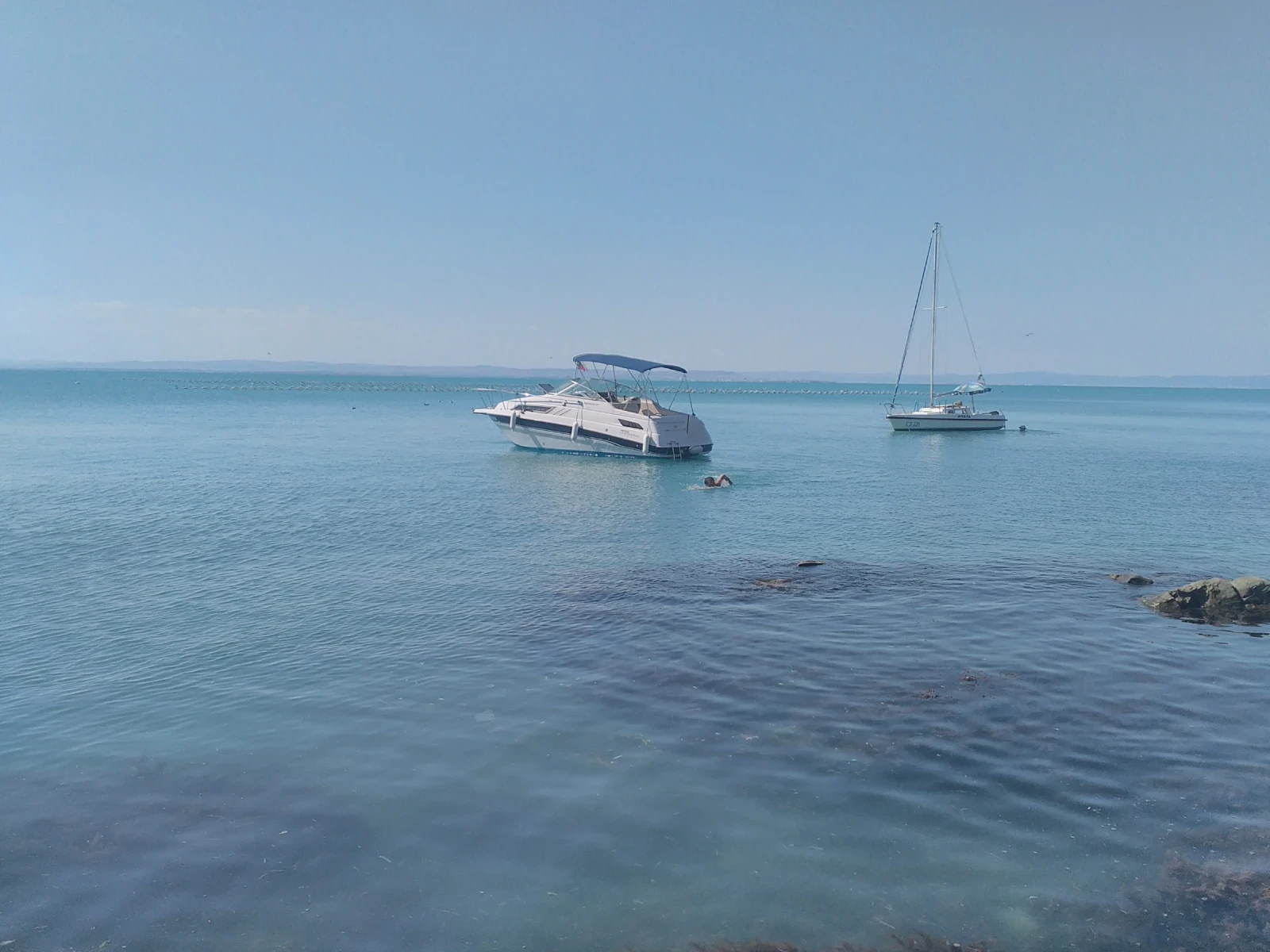 Моторна яхта Chaparral Signature, снимка 13 - Воден транспорт - 54000079