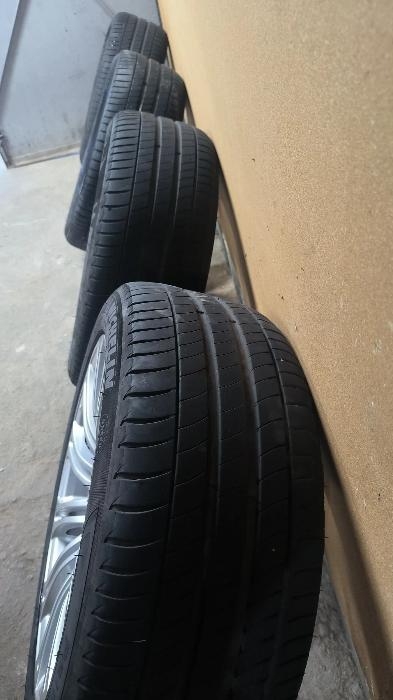 ���� � ������ 245/45R18 | Mobile.bg � ����������� 7